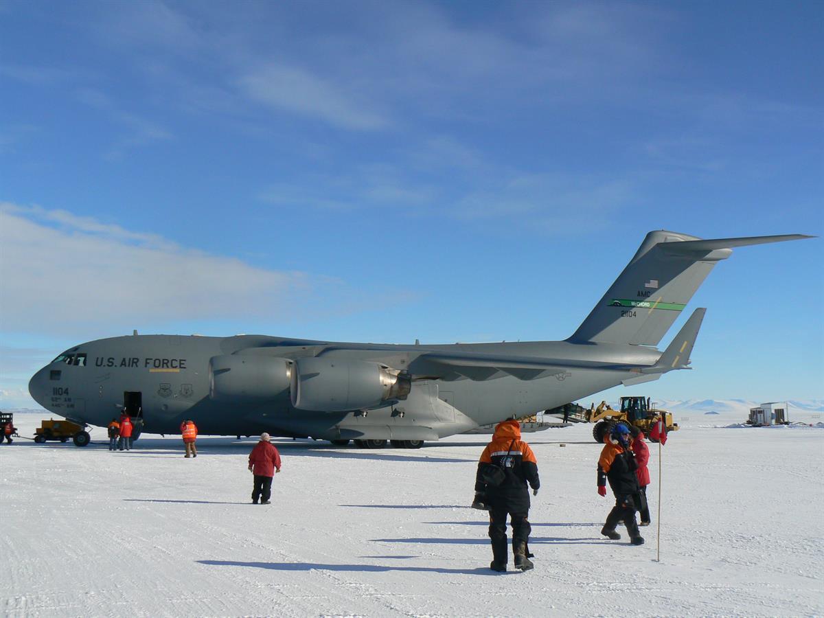 Antarctic Photo Library - Photo Details - C17pegasus.2.jpg