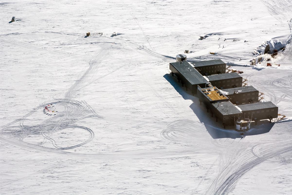 Antarctic Photo Library - Photo Details - 14dec16-aerial-pole-station ...