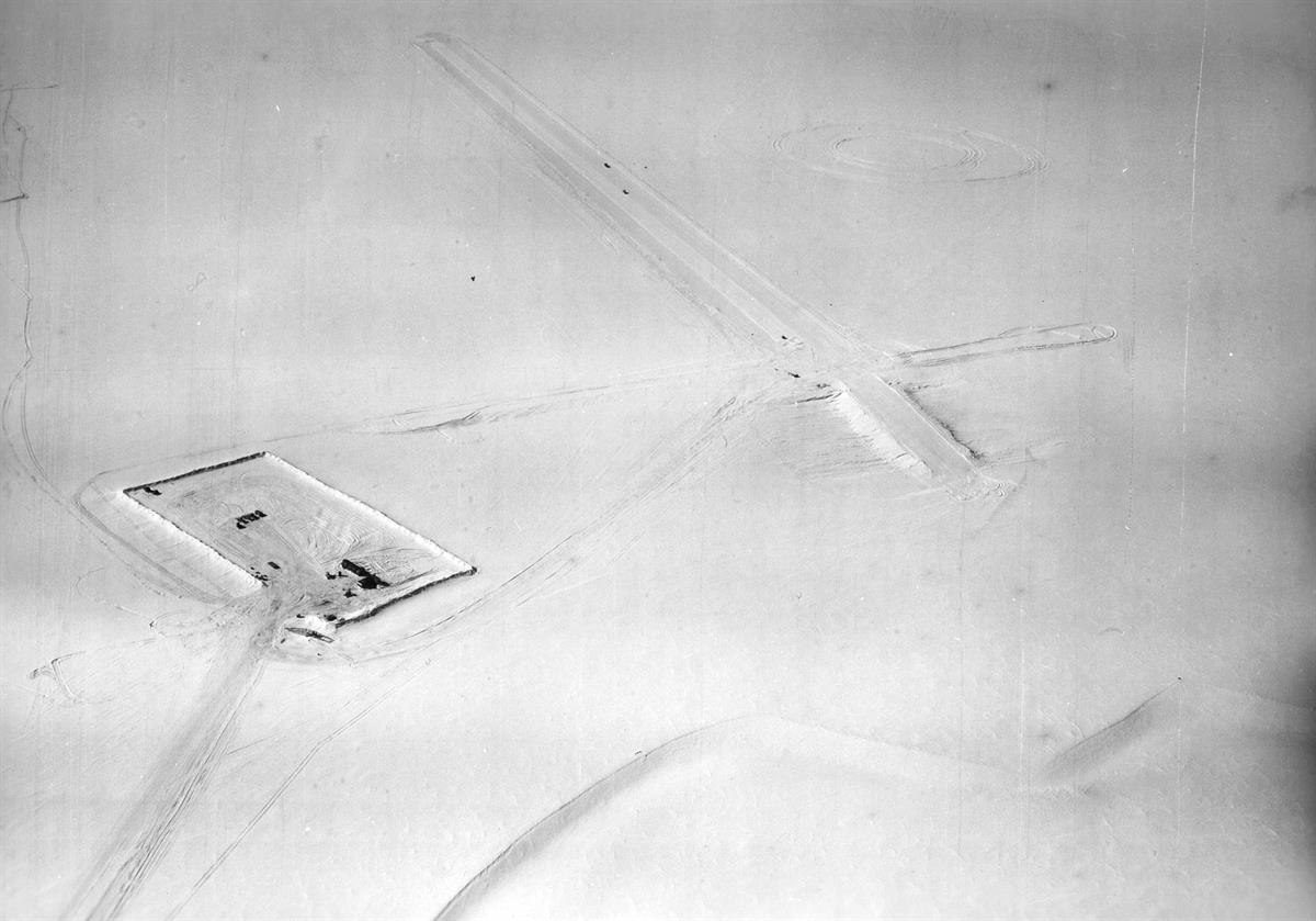 Antarctic photo library photo details 1961jan18 aerial mcmurdo