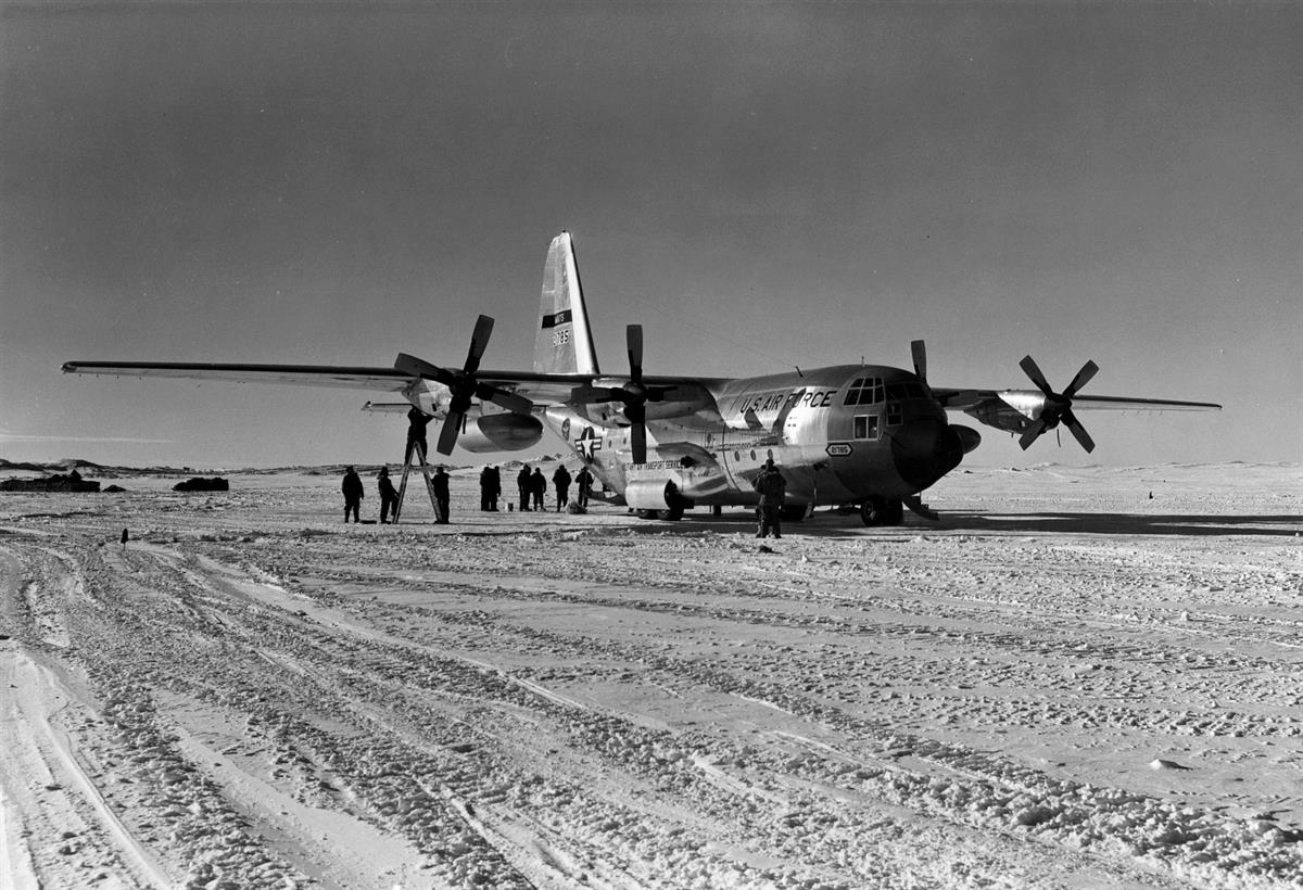 Antarctic Photo Library - Photo Details - 1962Nov29-C-130E-Williams ...