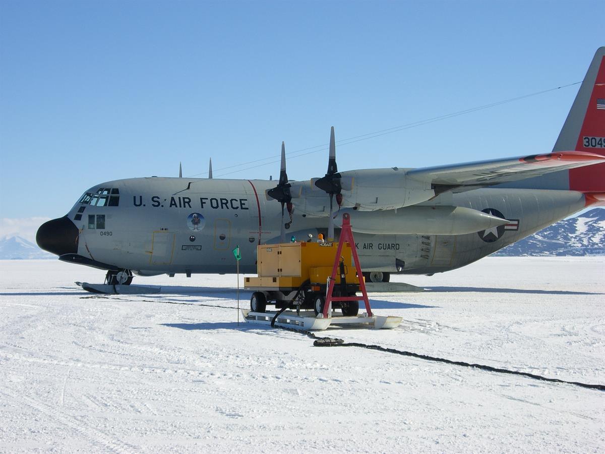 Antarctic Photo Library - Photo Details - LC130_C.JPG