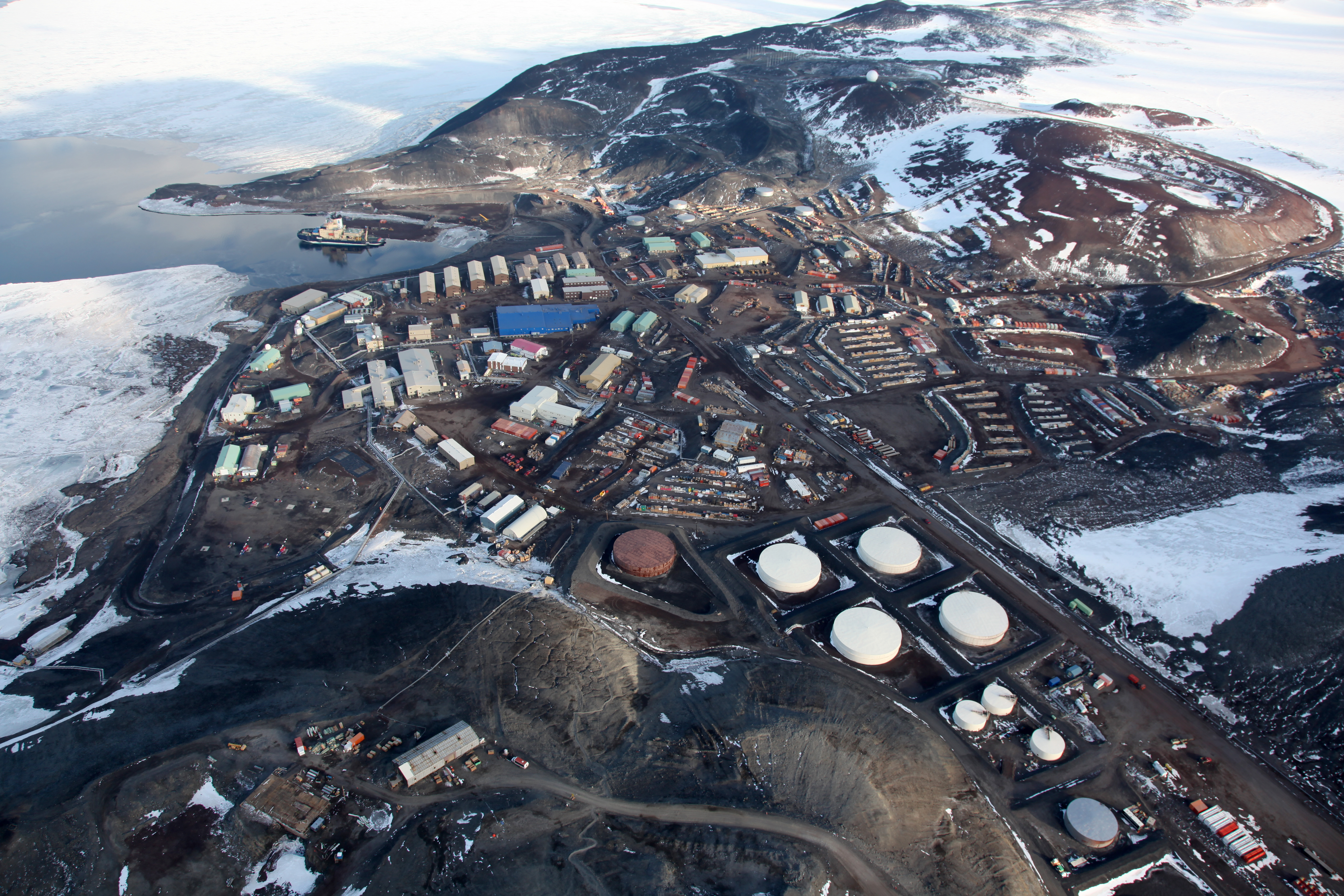 Aerial view of a town.